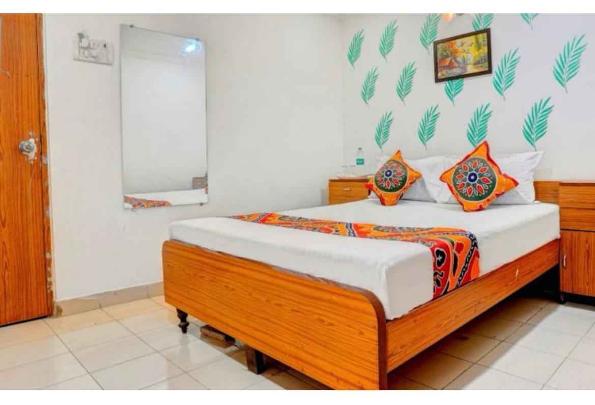 Hotel Super Bombay Extérieur photo